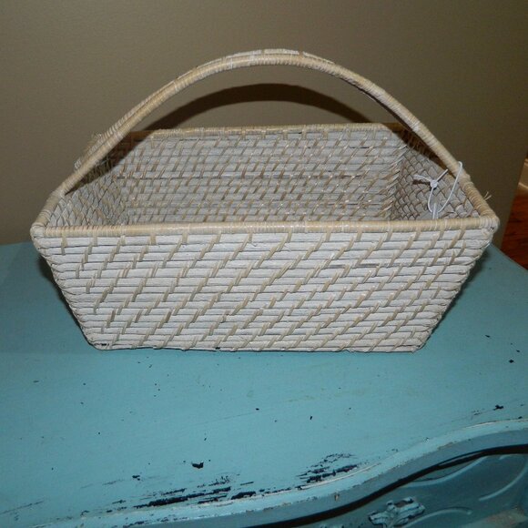 Pottery Barn Kids Quinn Diaper Caddy Basket NWT - Picture 1 of 3